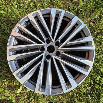 Alu kola 20" Merope - Kodiaq - 4