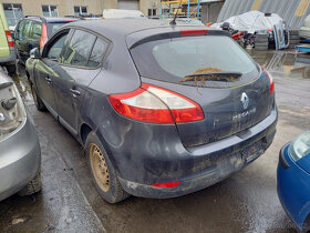 Renault Megane III 1.6 ( K4M R 8 ) 81kW r.2009 šedá - 4