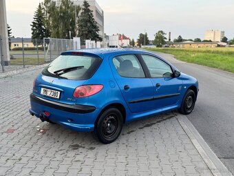 Peugeot 206 1.4hdi edice (pop art) - 4