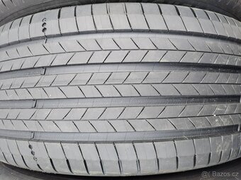 225/45/19 letni pneu MICHELIN 225/45 R19 - 4
