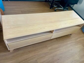 Stůl pod TV - 4