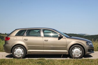 Audi A3 1.6 Sportback 75KW 1MAJITEL - 4
