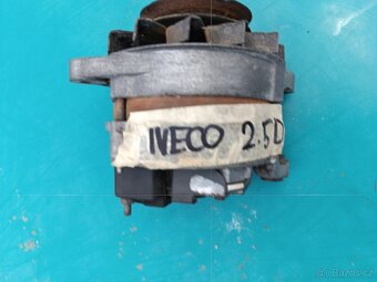 Iveco 2,5 diesel alternátor po repasi nepoužitý - 4