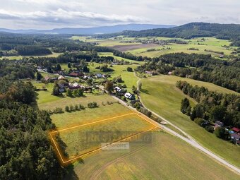 Prodej pozemku pro bydlení s projektem, 5 340 m2 - Hradce - 4