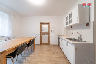 Pronájem rodinného domu, 245 m², Hvězdonice - 4
