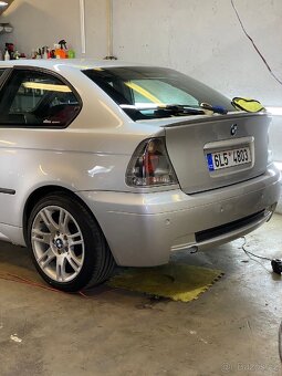 BMW e46 compact 325ti 141kw manuál - 4