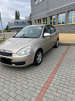 HUNDAI ACCENT Rv-2010 1.4 benzín 71 kw - 4