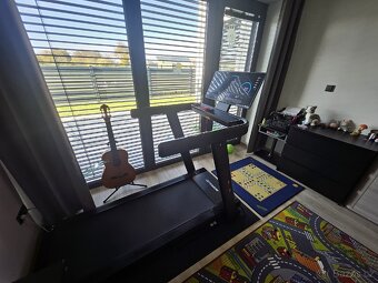 Prodám běžecký - chodici pás ULTRARUN 4100 - 4