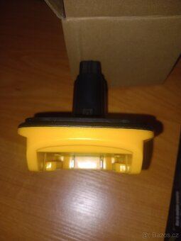 Adapter DeWalt DCA1820 z 20V na 18V - 4
