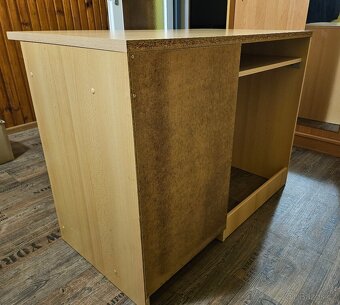 Daruji psací stůl - 4