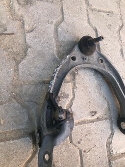 Horné rameno Audi Q7 - Pravá strana ( - - 4