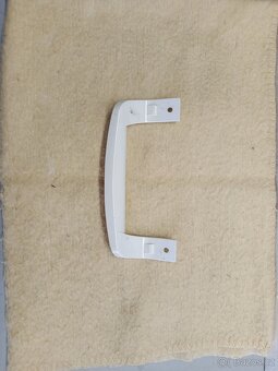 Madlo dveří lednice - 4