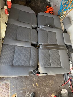 Lavice vw multivan T5 - 4