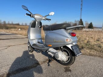 Piaggio Vespa ET4 125ccm - 4