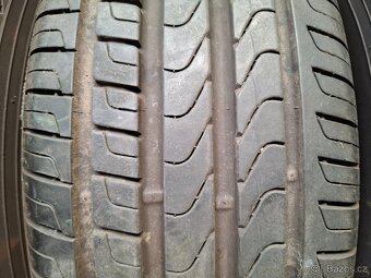 235/65/17 Pirelli Letní 7,5 mm - 4