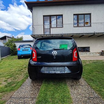 Volkswagen up 1.0 mpi benzín rok 2012 - 4