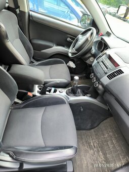 Mitsubishi outlander - 4