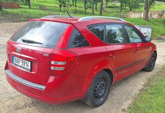 Kia Ceed kombi 1,6CRDI 85Kw STK 2/2026 - 4