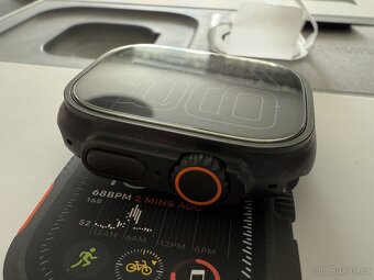 Apple Watch Ultra 2 - black titan - 4