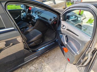 Ford Mondeo Titanium S 2.5T - 4