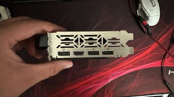 Grafika ASRock RX 6600 Challenger D 8GB - 4