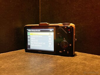 Nikon Coolpix S9300 – kompaktní fotoaparát s 18× zoomem - 4