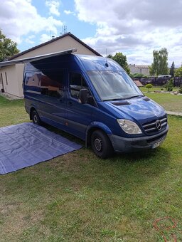 Obytný automobil , automat . - 4