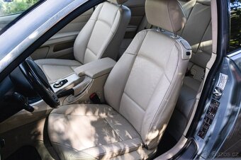 BMW 330d xDrive 3,0 TDI 170kW / SUPER STAV / - 4