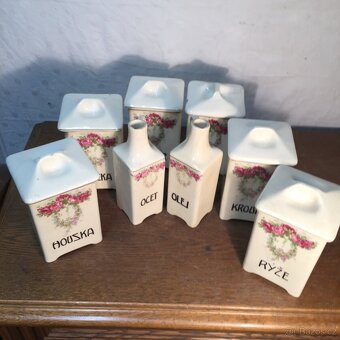 stoleté kořenky - dózy na potraviny - lahev na ocet - olej - 4