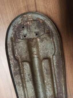 Plech sedla pionýr - 4