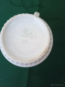 Krásný porcelánový retro hrnek se zl.proužkem - 4