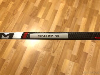 Hůl CCM Jetspeed FT6Pro, flex 75, levá 29 - 4