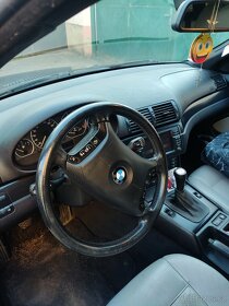 BMW E46 2,5ix touring - 4