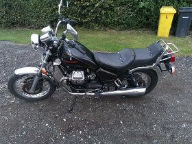 Moto Guzzi 650 - 4