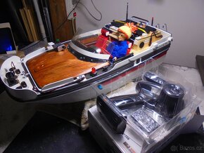 MOTOROVÝ ČLUN 700 MM S RC RÁDIEM - 4