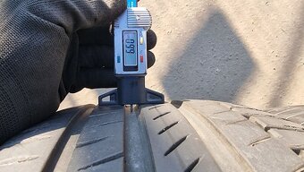 Letní pneu 235/50/19 Continental - 4
