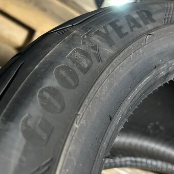 Letní pneu 255/35 R20 97Y Goodyear 6mm - 4