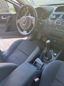 Renault Mégane II - 4