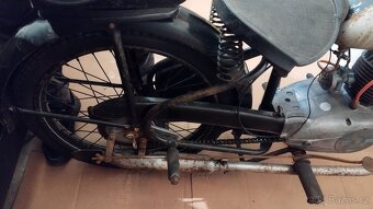 ČZ 125 T - 4