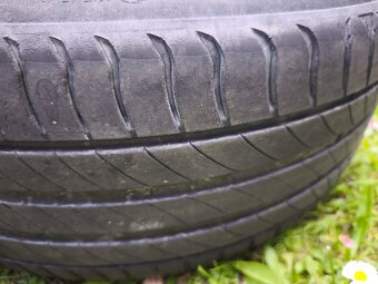 Alu kola VW R17 5x112 ET45, pneu 225/45 R17 Michelin - 4