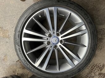 Original alu sada MB CLS W257 R19 + letní pneu - 4