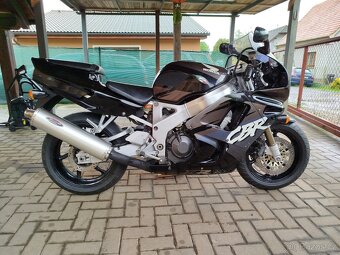 Honda CBR 900rr sc28 tv 93 - 4
