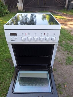 Elektrický sporák Bosch na 220.v - 4