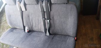 PRODÁM TROJSEDAČKU FORD TRANSIT S PÁSY PĚKNÁ - 4