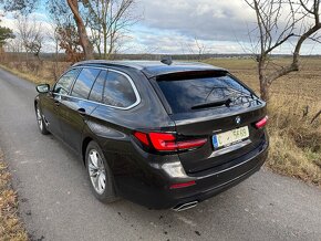Bmw 5(G31) LCI 520d xDrive 140kW SPORTPAKET/LASER/H-UP/DPH/ - 4