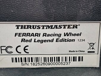 ThrustMaster Ferrari Volant k PC - 4