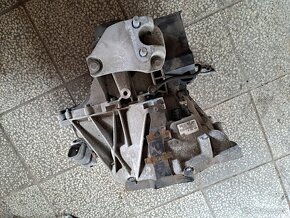 motor , převodovka - 1.25i - STJB - ford fiesta - 4