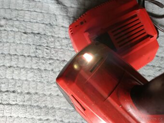 Prodám aku šroubovák Hilti SF 8M-A22 - 4