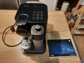 Kavovar Nespresso gran lattissima - 4