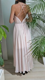 Nádherné meruňkové večerní šaty s flitry xxs - 4